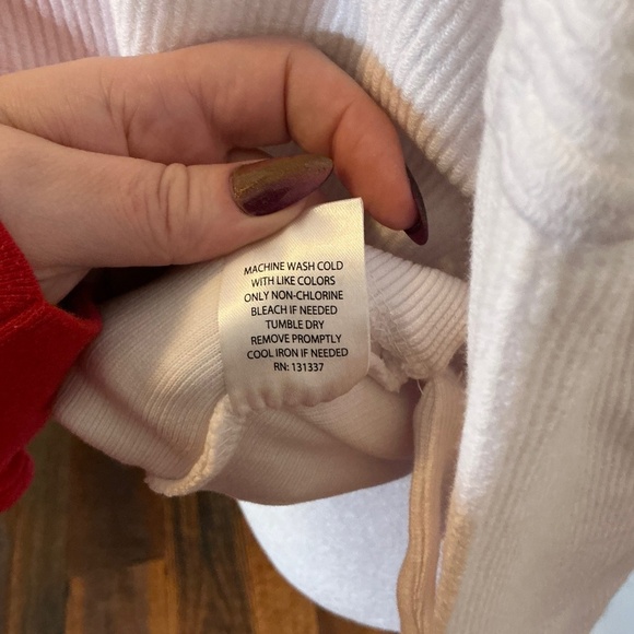 Chicka-d “Dogs and Coffee” White Waffle Knit Sweatshirt Women’s Size L - Picture 6 of 7